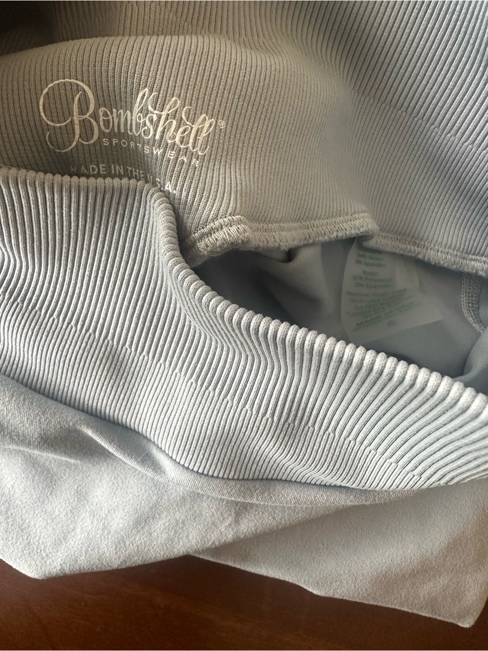Bombshell Sportswear Figure Scrunch Leggings - Color ‘Carbon’  - Size Small - Picture 5 of 7